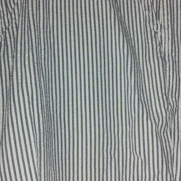 Gap striped seer sucker gray white shorts  Sz 29 - Picture 2 of 4